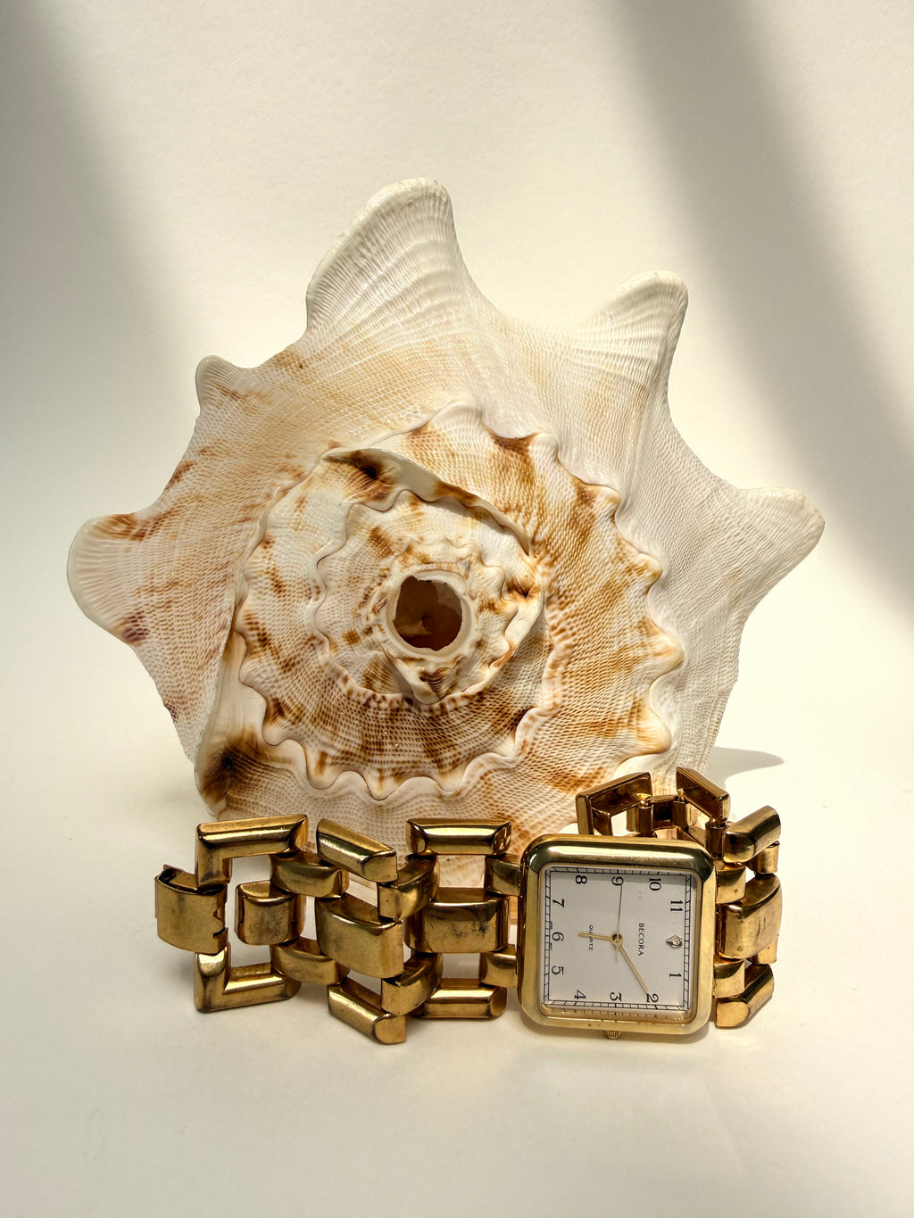 GOLD STICK STRAP JEWELRY CLASP WRIST WATCH
