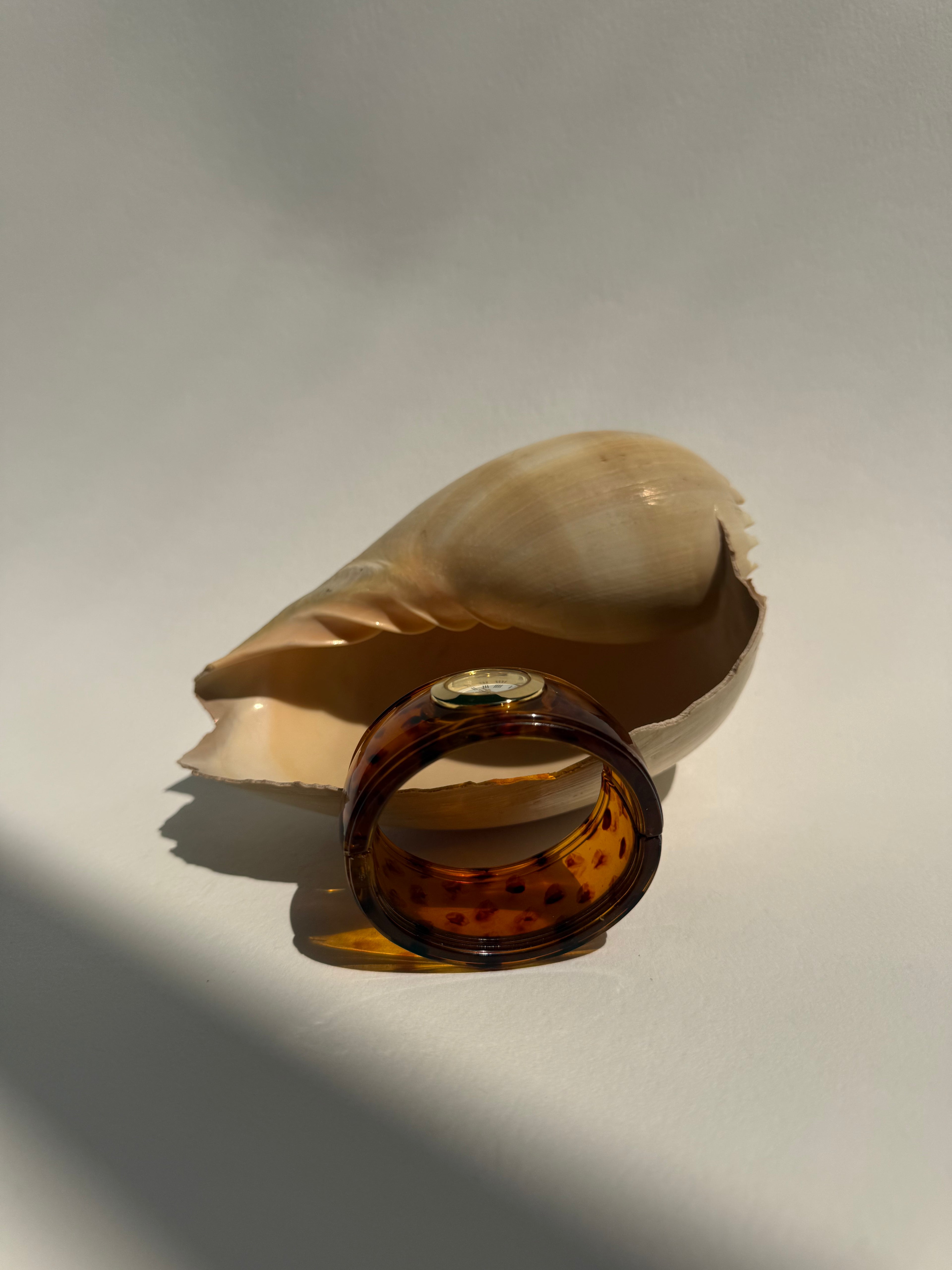 TORTOISE BROWN HINGED CUFF WATCH