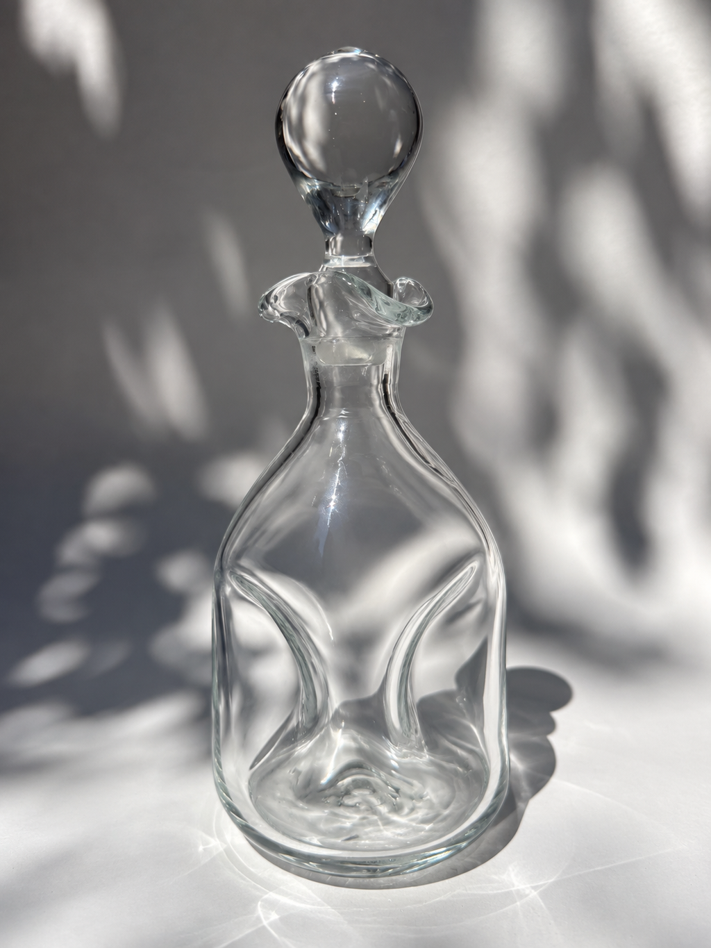 ABSTRACT SCULPTURAL VINTAGE GLASS DECANTER