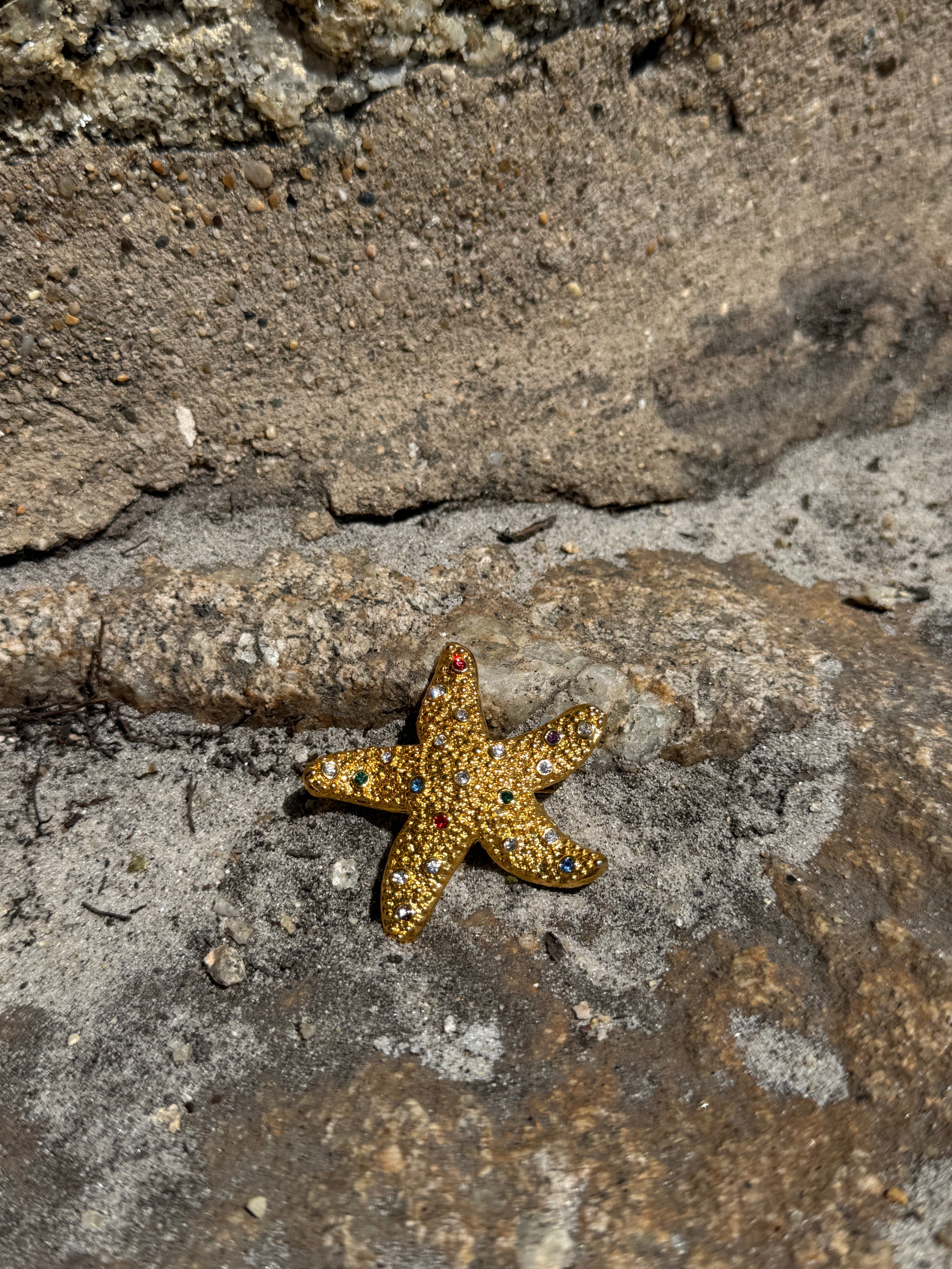 VINTAGE GOLD CRYSTAL GEM STONE STARFISH BROOCH PIN 2