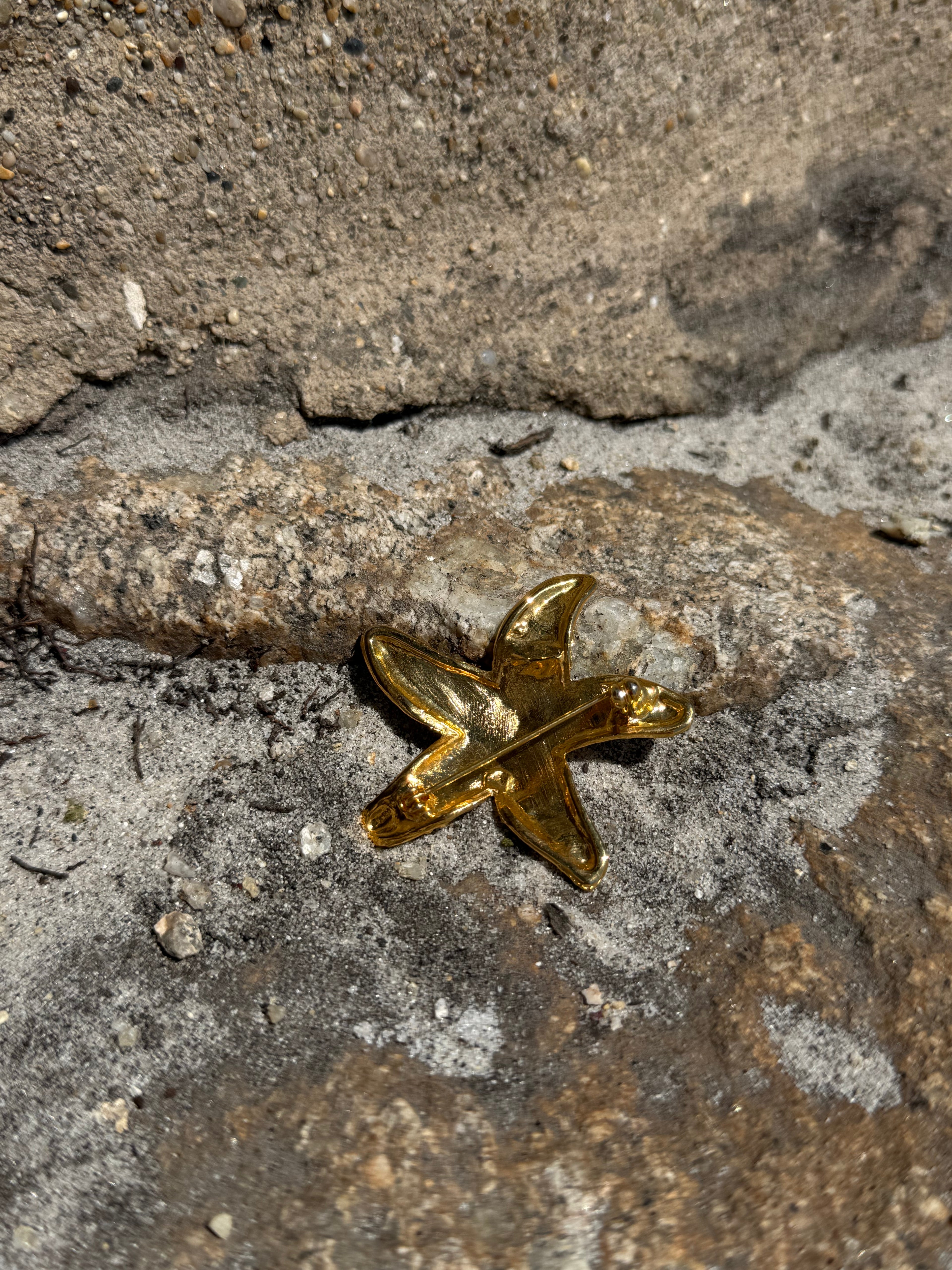 VINTAGE GOLD CRYSTAL GEM STONE STARFISH BROOCH PIN 2