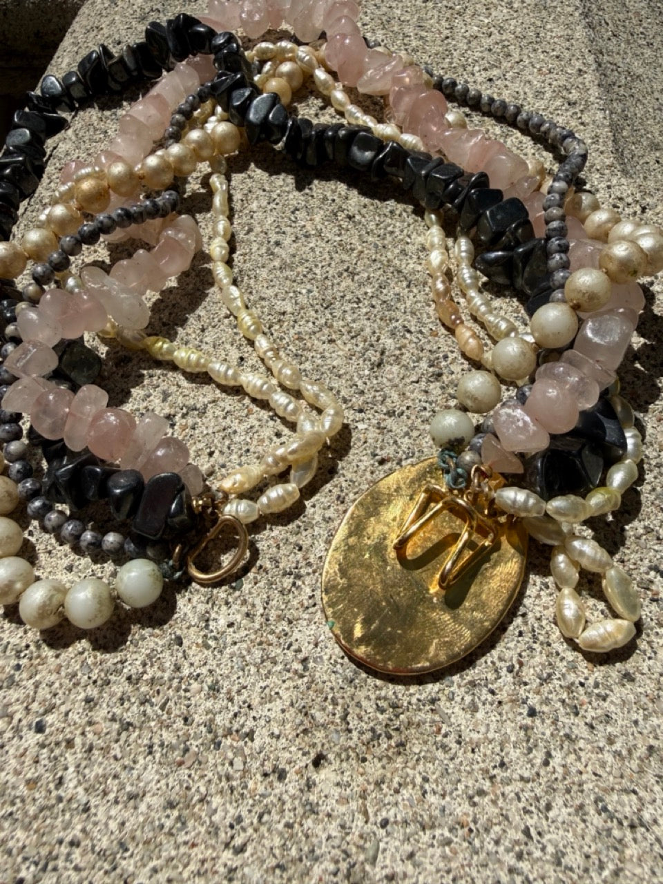 LAYERED NATURAL GEMSTONE CHOKER NECKLACE