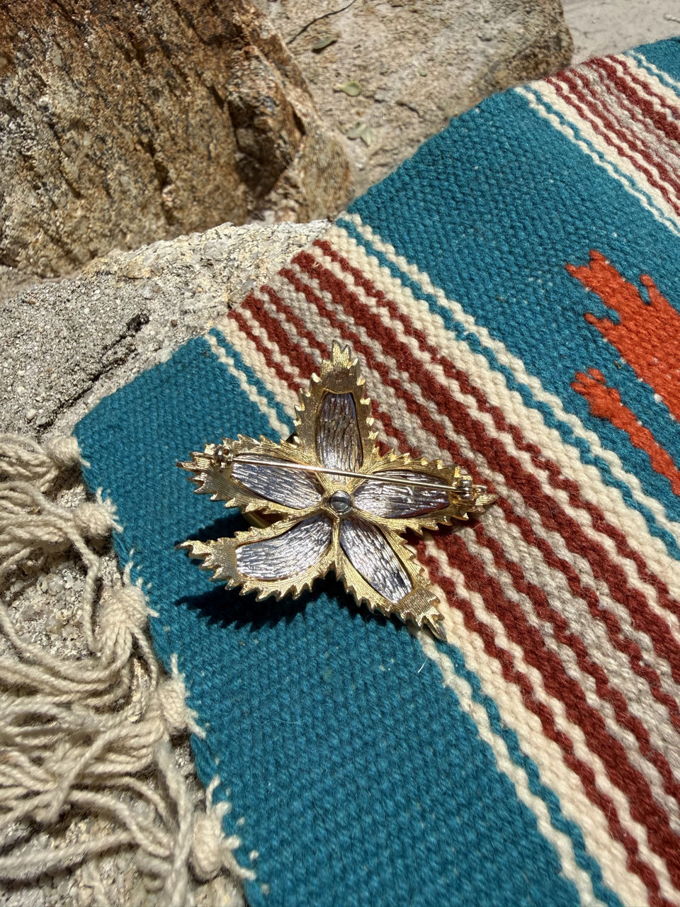 VINTAGE MCM RHINESTONE STARFISH BROOCH PIN