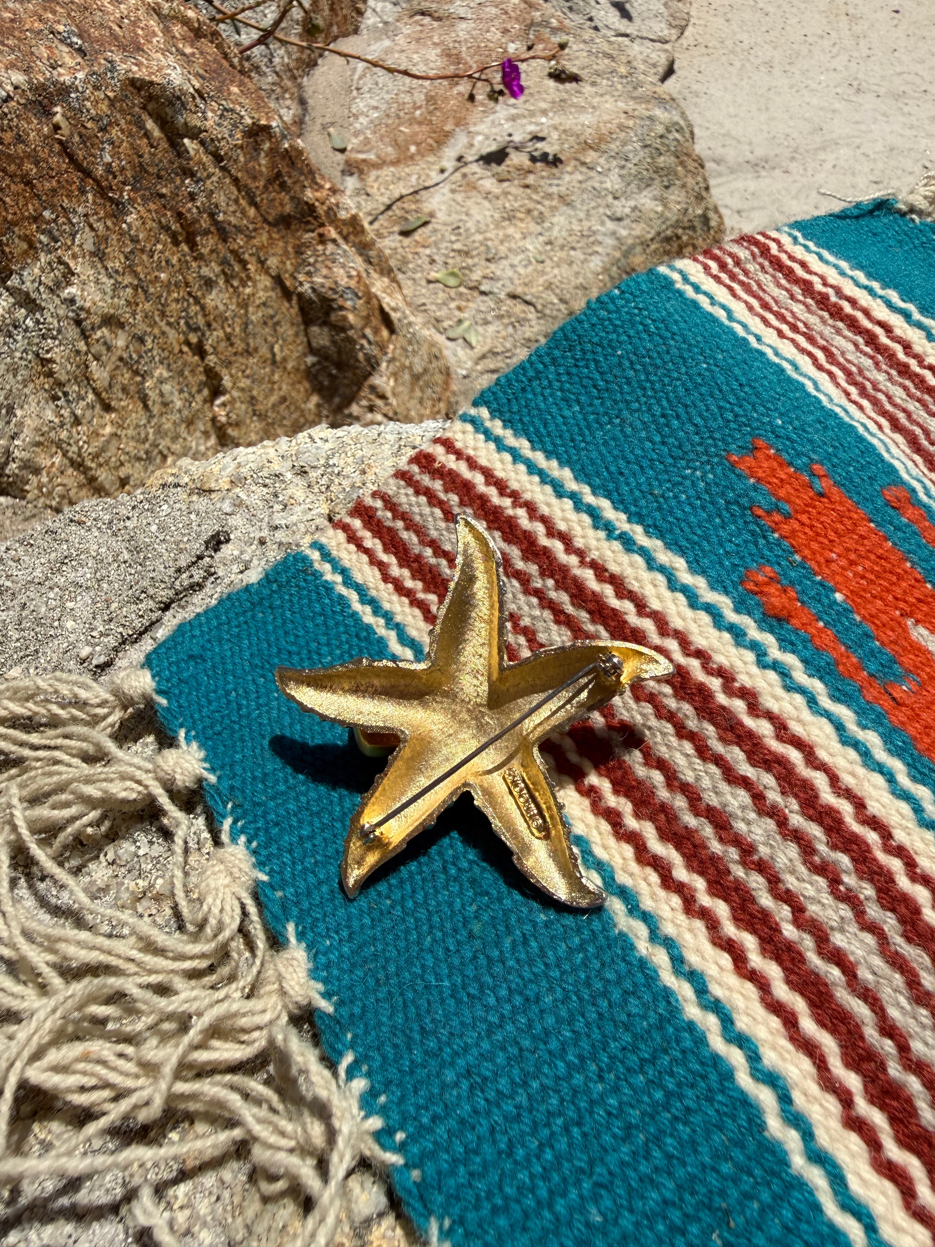 VINTAGE BROOKS STARFISH METAL BROOCH PIN